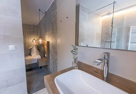 Апарт-отель Lakeside Seefeld 4*