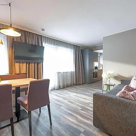 公寓式酒店 Lakeside Seefeld 蒂罗尔-泽费尔德