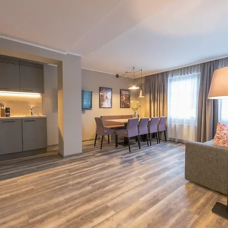 Aparthotel Lakeside Seefeld 4*