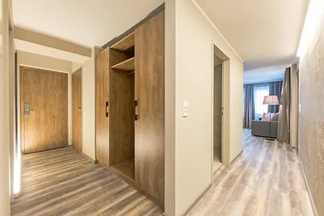 Hotel apartamentowy Lakeside Seefeld Seefeld w Tirolu